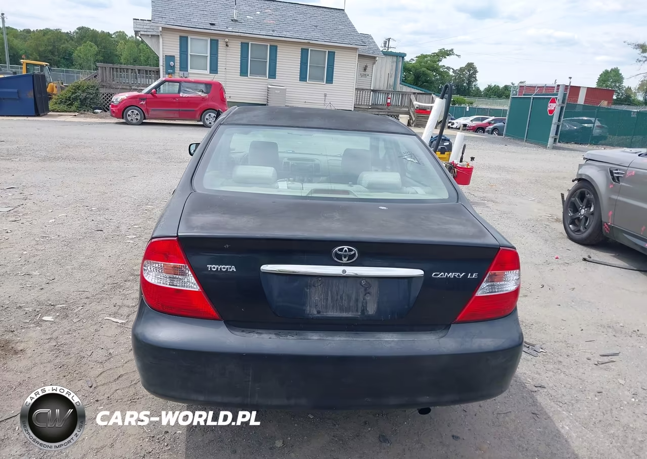 2003 Toyota Camry Le VIN:4T1BE32K23U260385 - 16