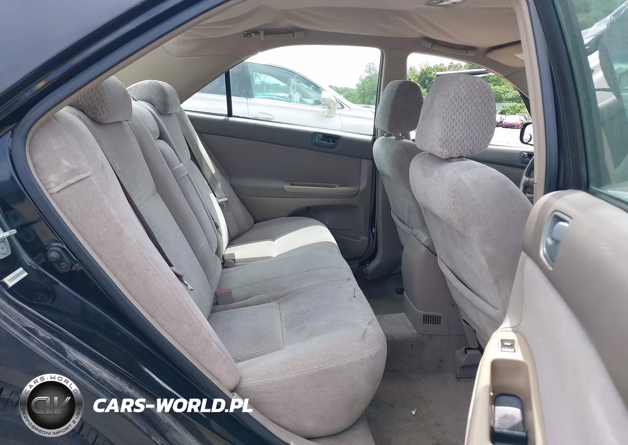 2003 Toyota Camry Le VIN:4T1BE32K23U260385 - 8