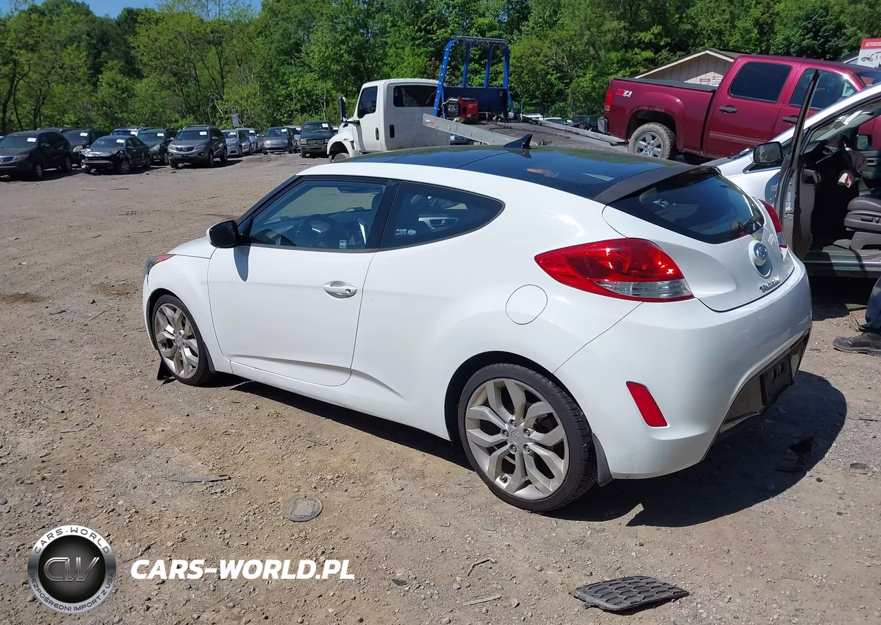 2012 Hyundai Veloster Base W-Gray VIN:KMHTC6AD4CU044438 - 3