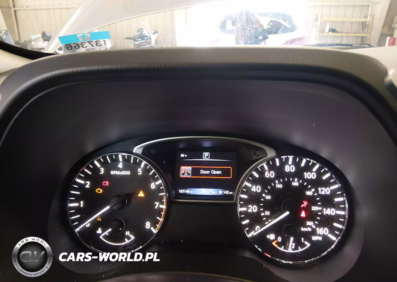 2017 Nissan Pathfinder Platinum VIN:5N1DR2MNXHC634270 - 7