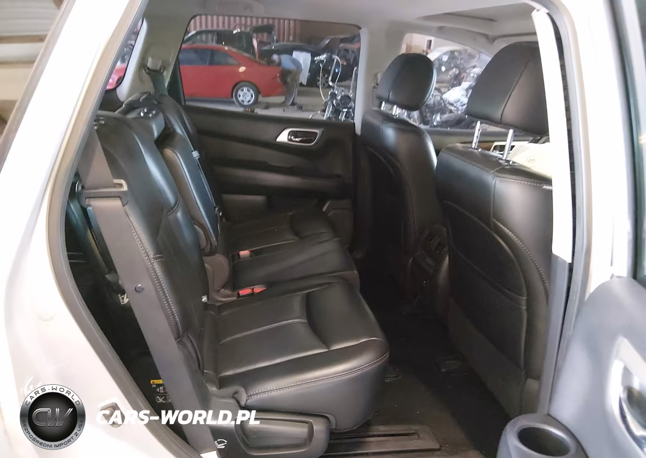 2017 Nissan Pathfinder Platinum VIN:5N1DR2MNXHC634270 - 8