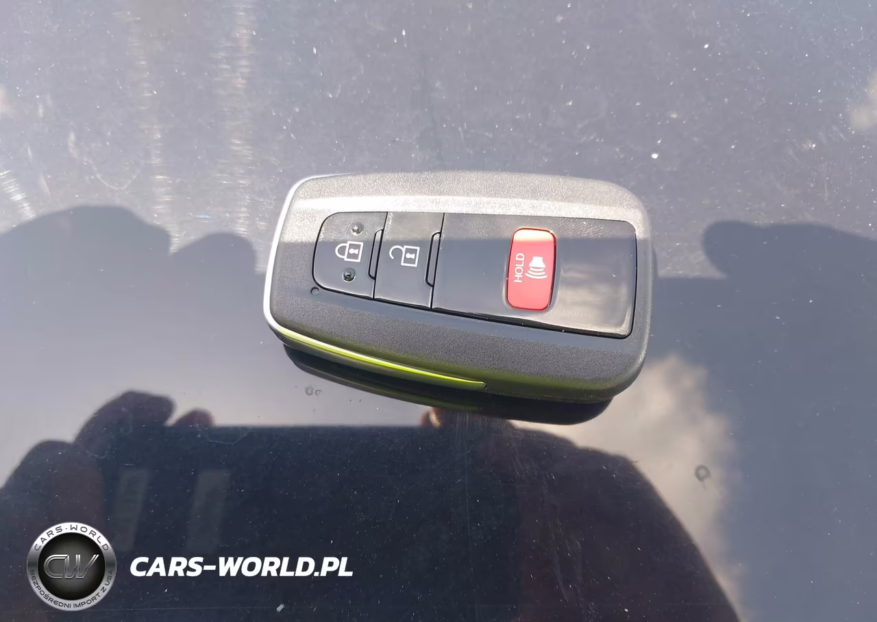 2020 Toyota Rav4 Xle VIN:2T3P1RFV3LC111176 - 11