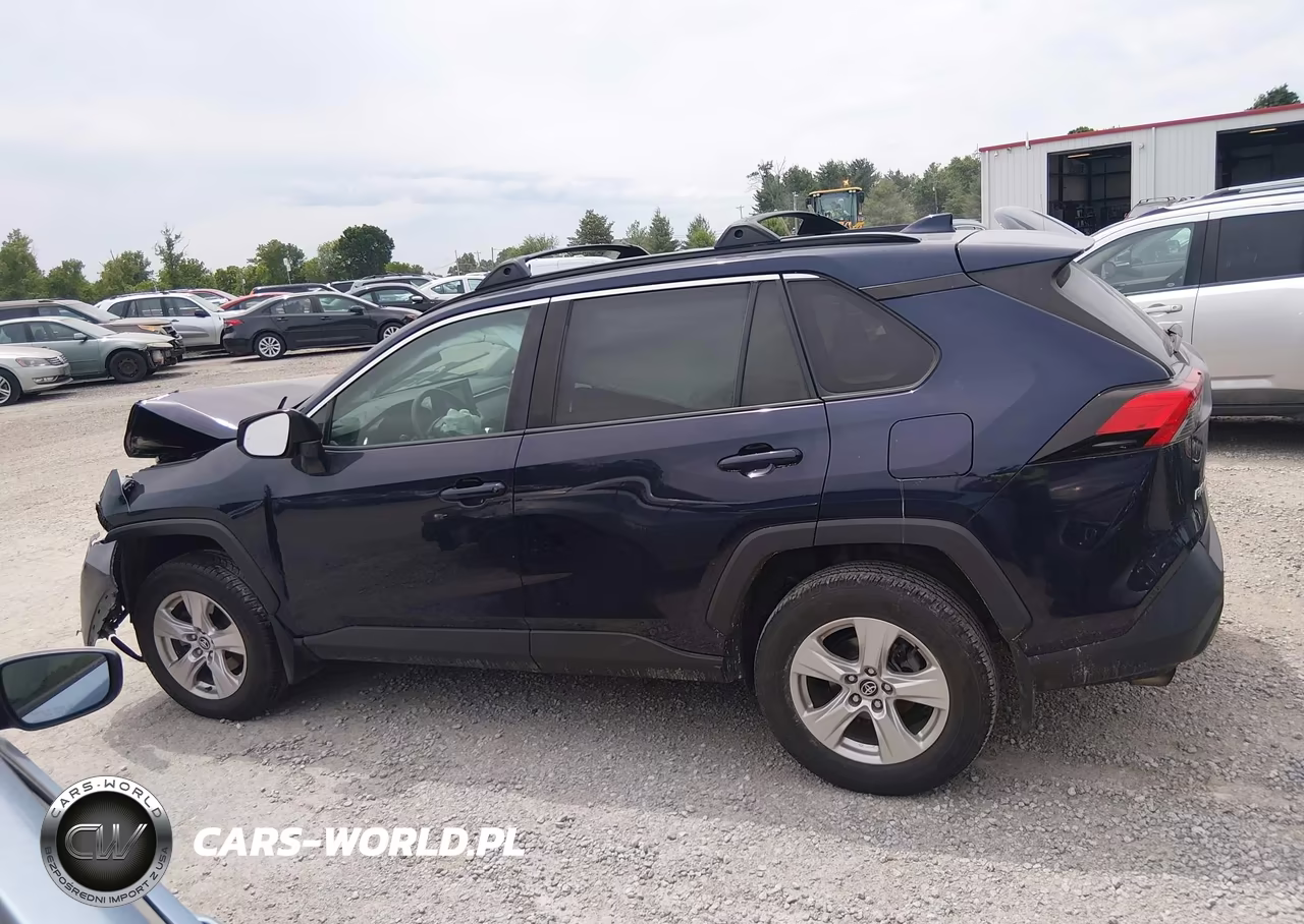 2020 Toyota Rav4 Xle VIN:2T3P1RFV3LC111176 - 14