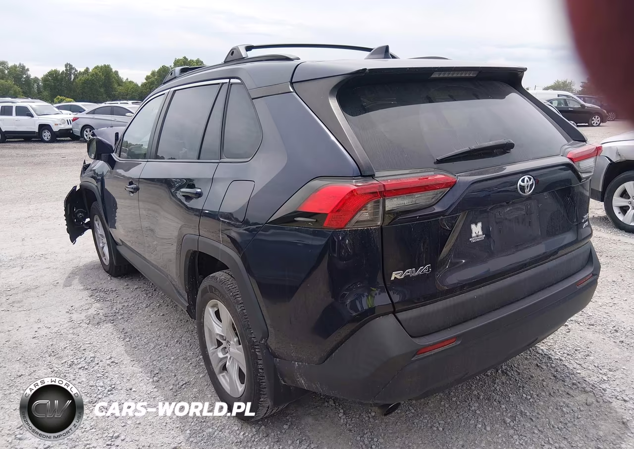 2020 Toyota Rav4 Xle VIN:2T3P1RFV3LC111176 - 3