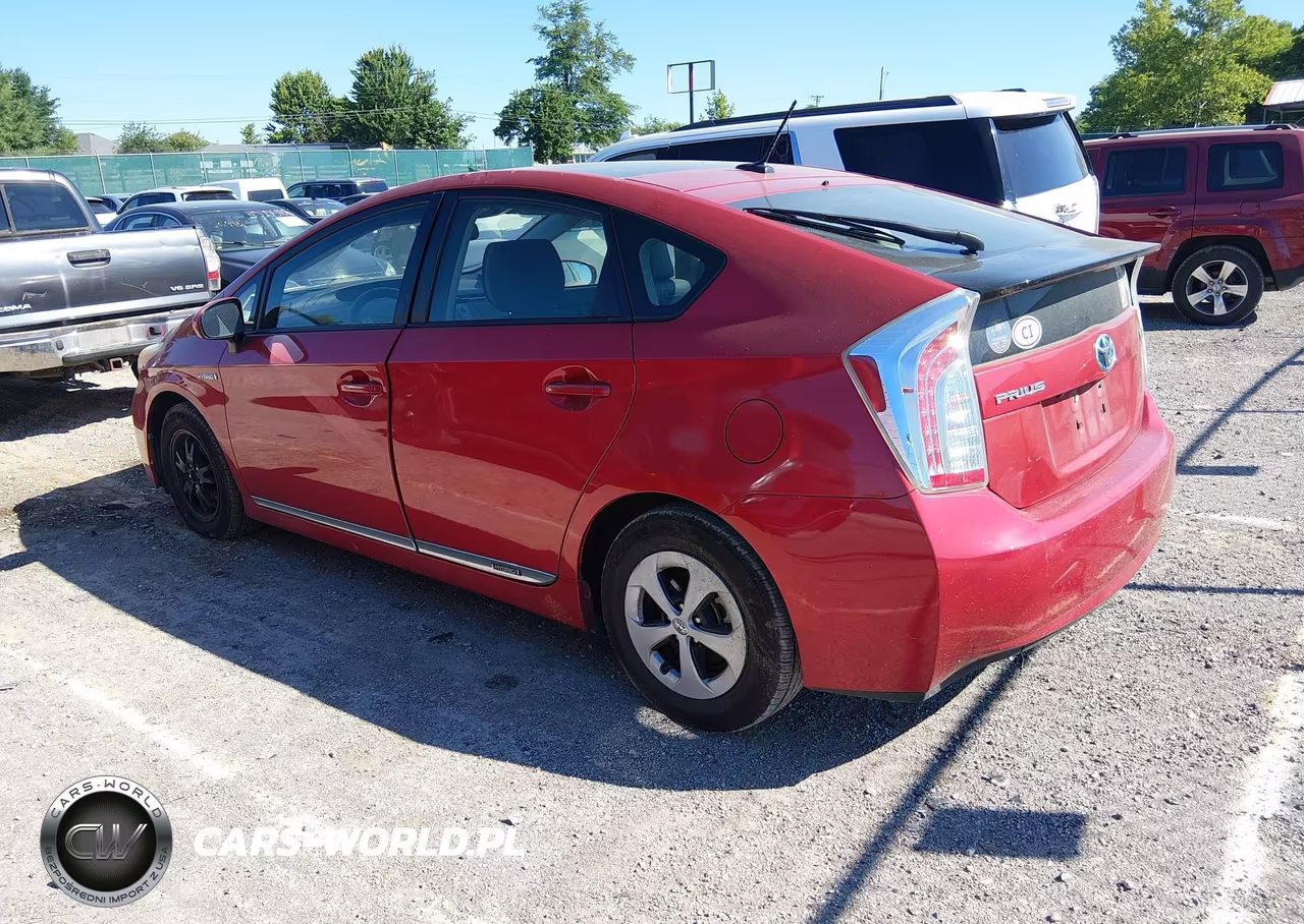 2014 Toyota Prius Four VIN:JTDKN3DU3E1741043 - 3