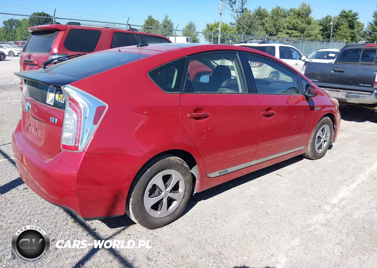 2014 Toyota Prius Four VIN:JTDKN3DU3E1741043 - 4