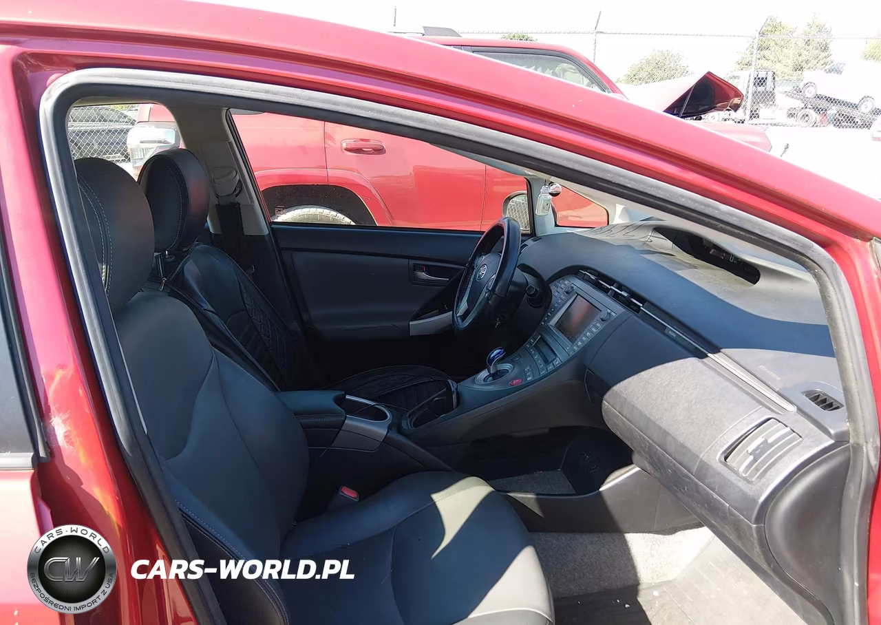 2014 Toyota Prius Four VIN:JTDKN3DU3E1741043 - 5