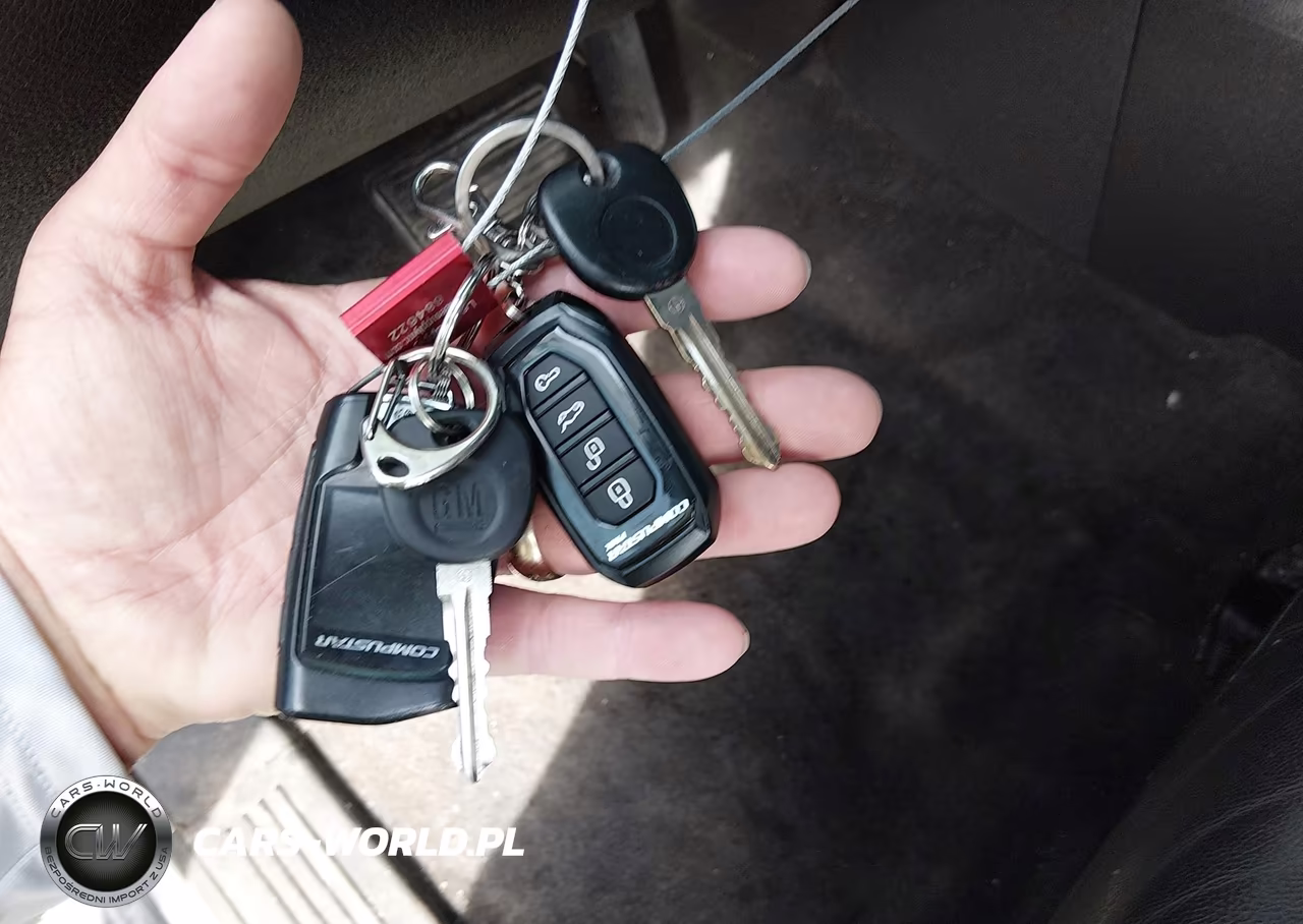 2014 Chevrolet Suburban 1500 Lt VIN:1GNSKJE7XER191502 - 11