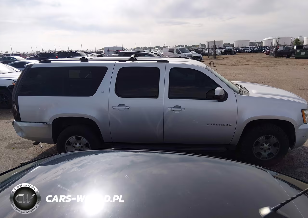 2014 Chevrolet Suburban 1500 Lt VIN:1GNSKJE7XER191502 - 13