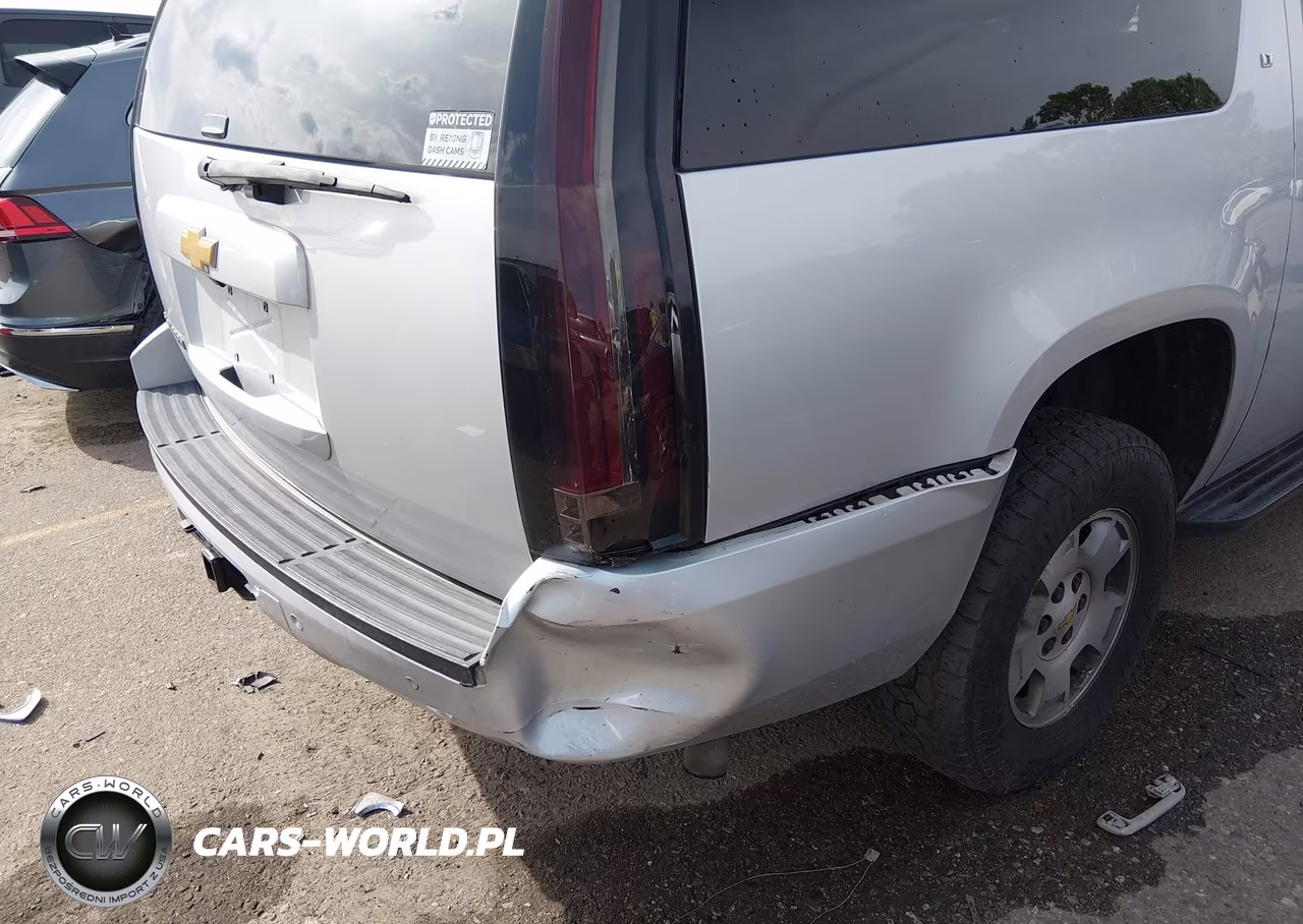 2014 Chevrolet Suburban 1500 Lt VIN:1GNSKJE7XER191502 - 17