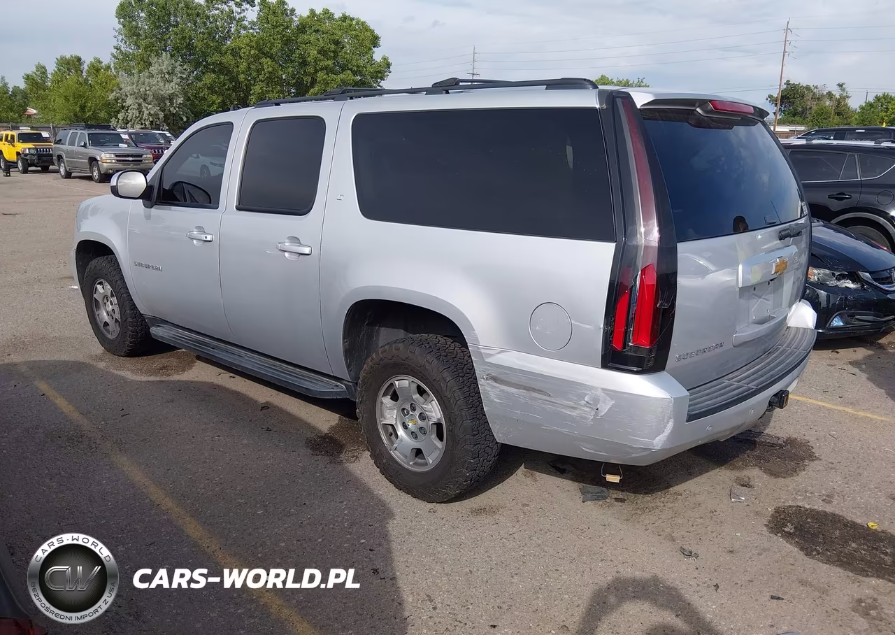 2014 Chevrolet Suburban 1500 Lt VIN:1GNSKJE7XER191502 - 3