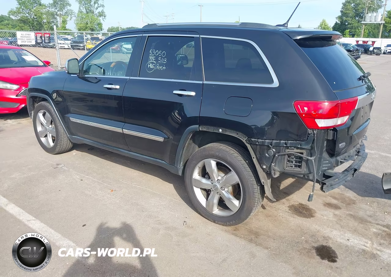 2013 Jeep Grand Cherokee Overland VIN:1C4RJECG0DC588447 - 3