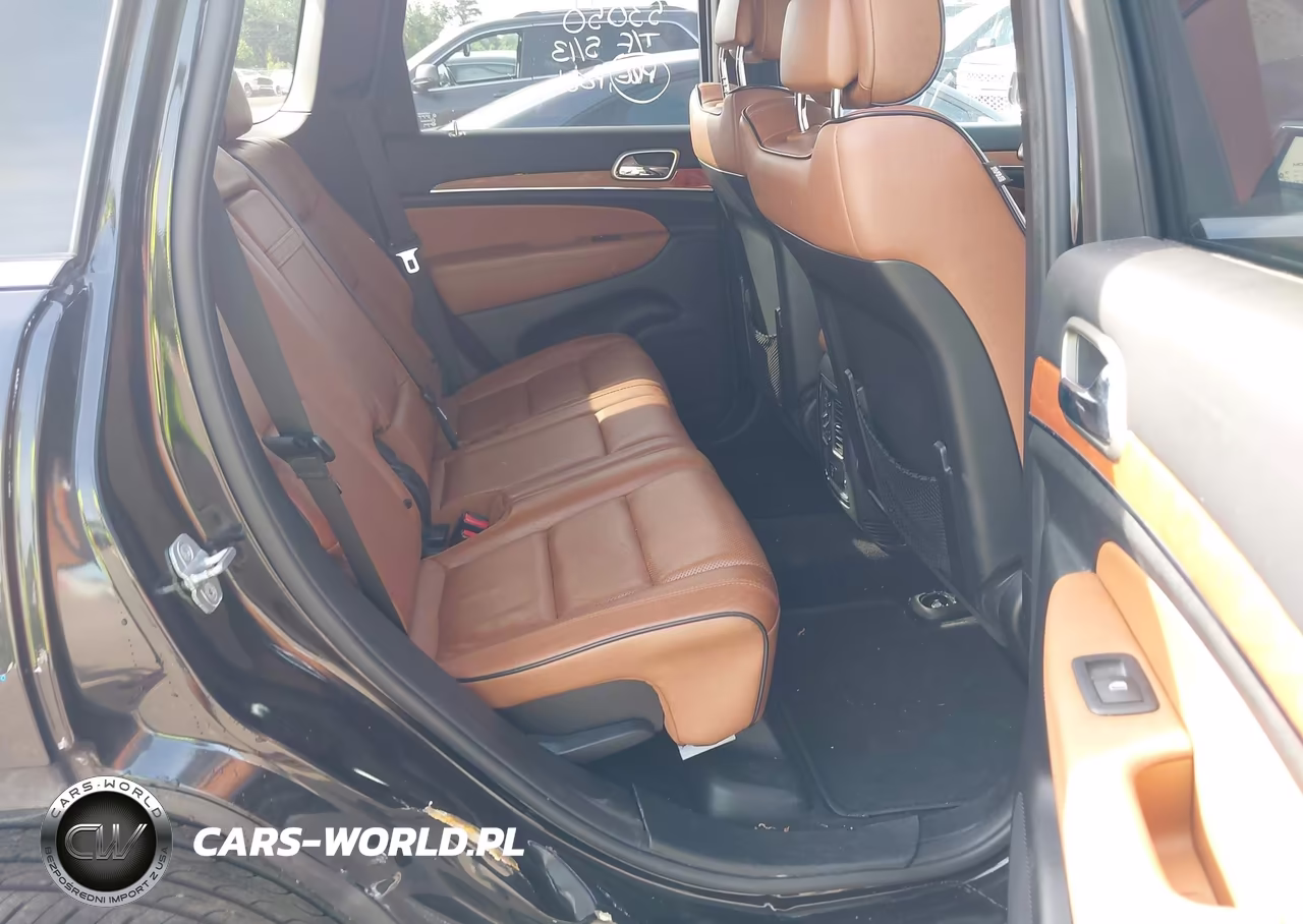 2013 Jeep Grand Cherokee Overland VIN:1C4RJECG0DC588447 - 8