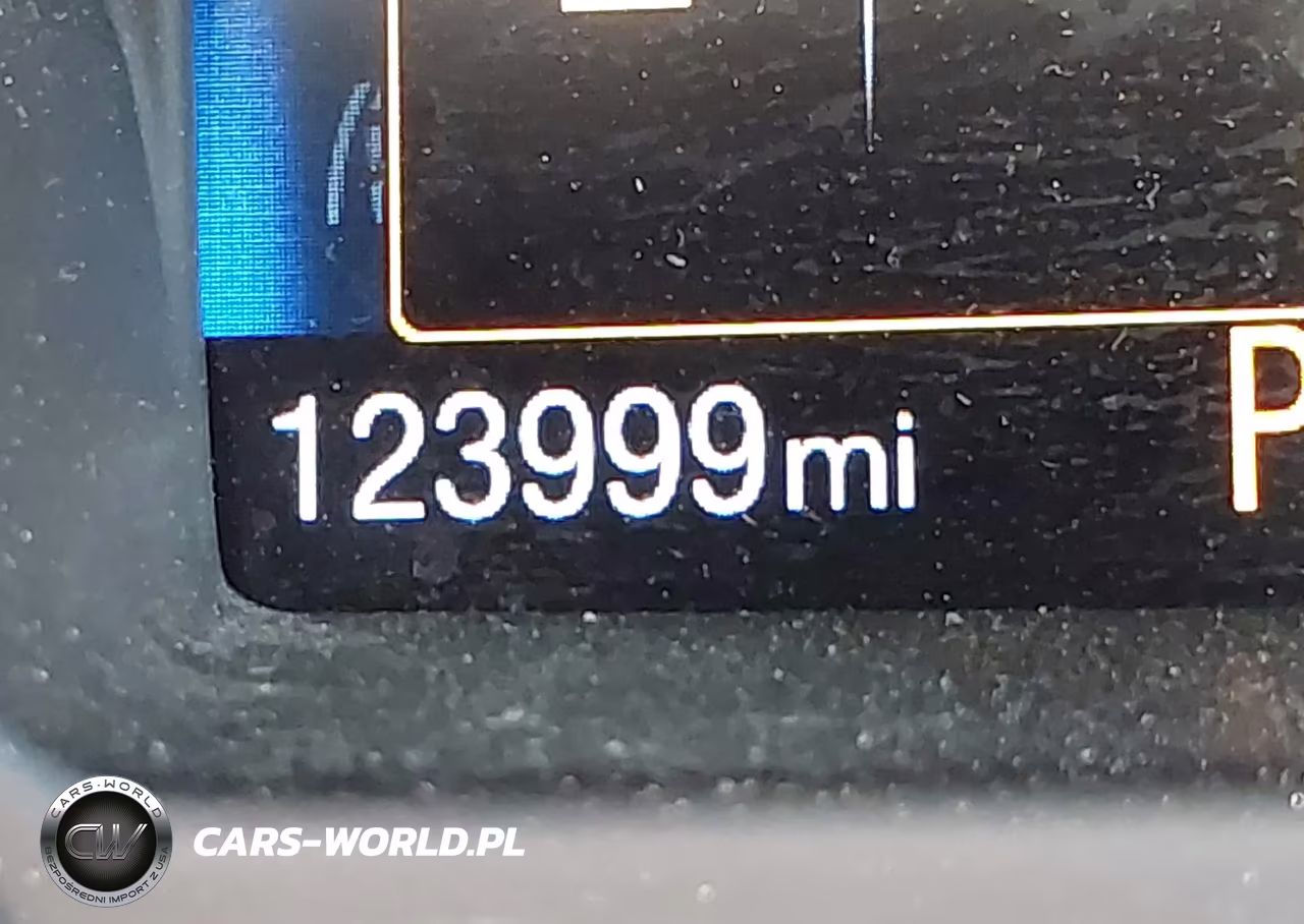 2017 Ford Focus Se VIN:1FADP3K20HL223751 - 15