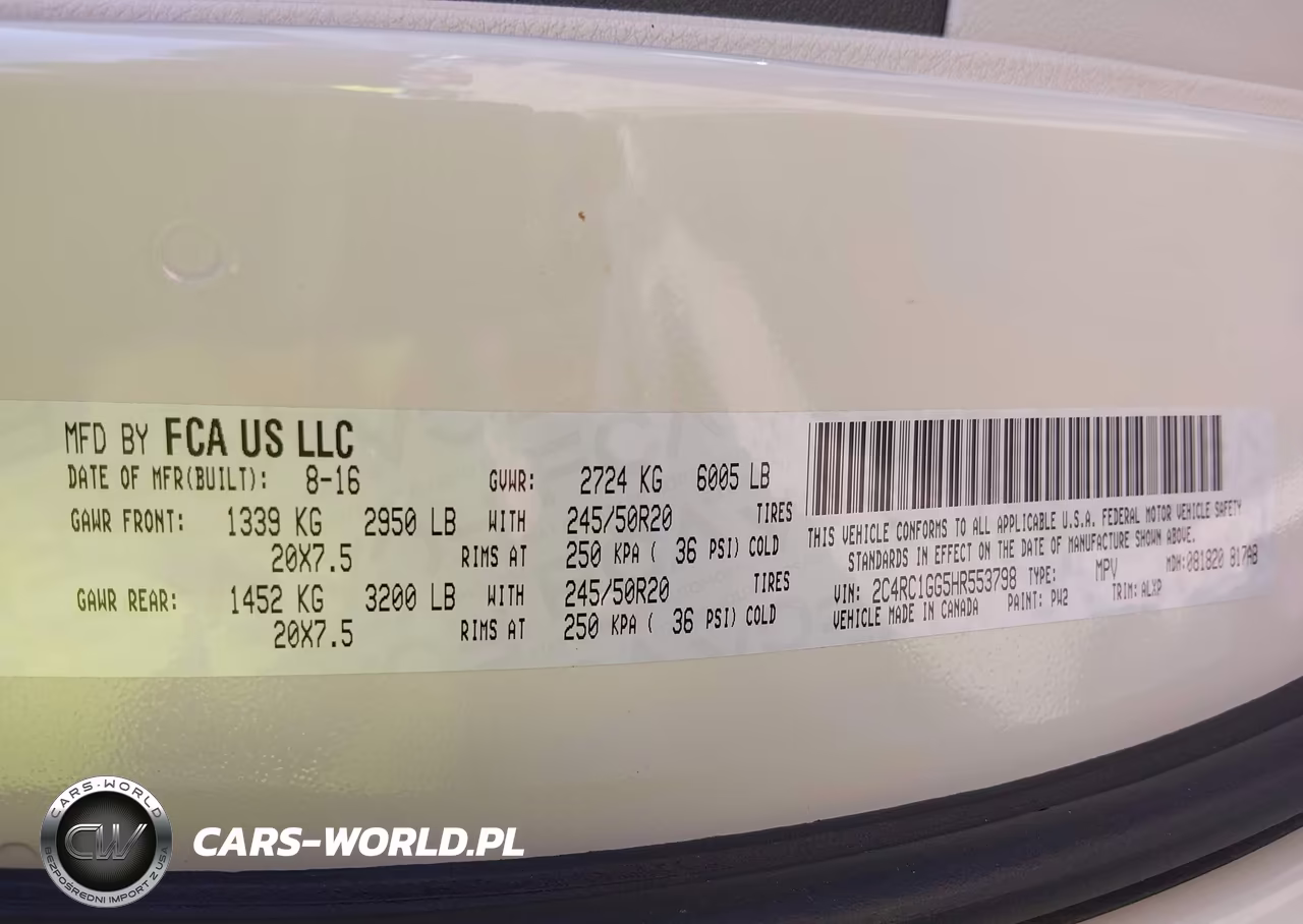 2017 Chrysler Pacifica Limited VIN:2C4RC1GG5HR553798 - 9