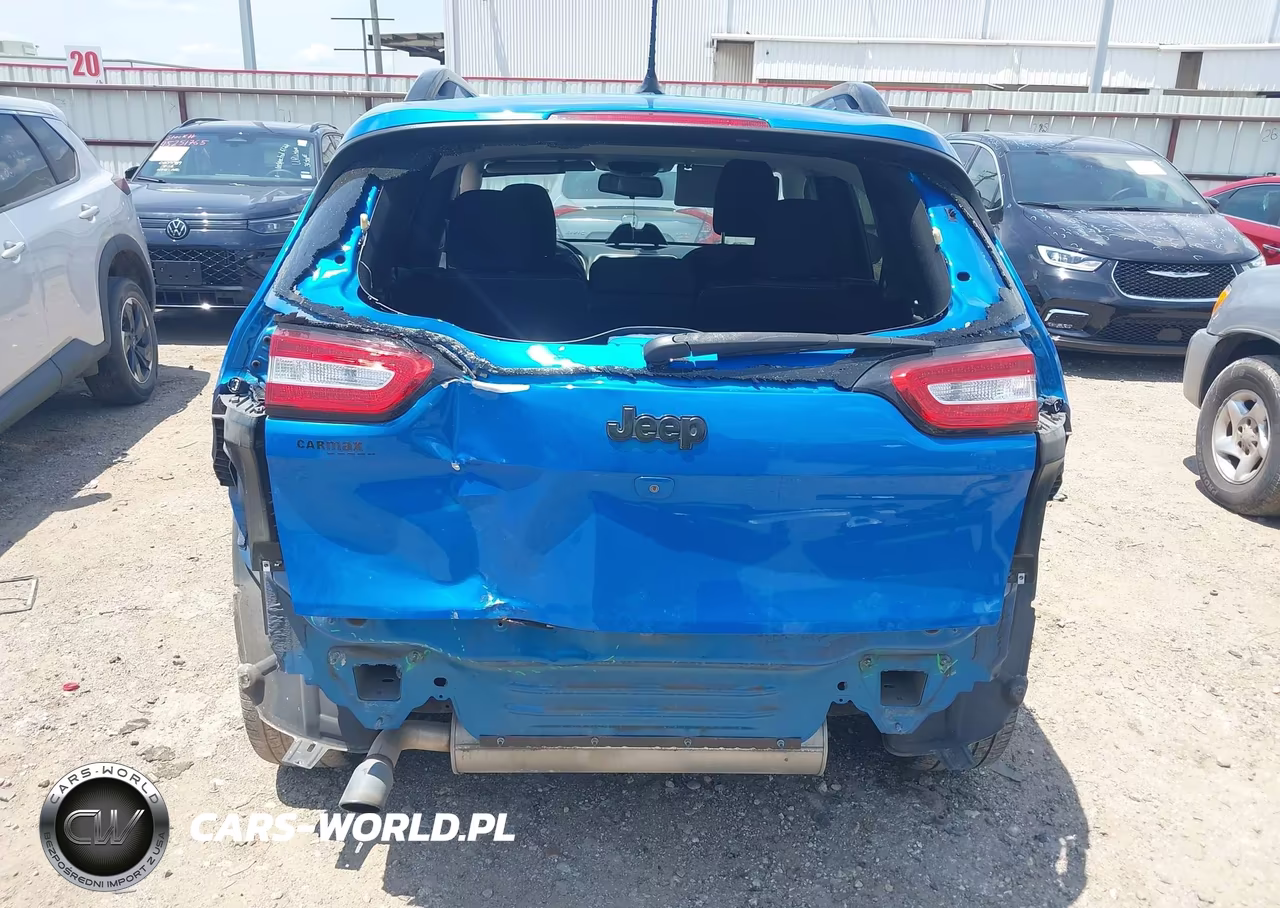 2018 Jeep Cherokee Latitude Fwd VIN:1C4PJLCB6JD561971 - 17