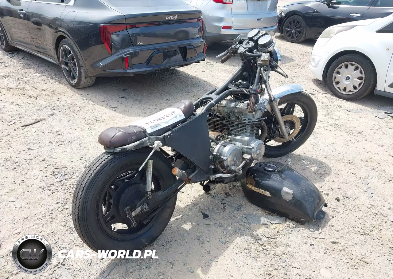 1981 Honda Cb750 C VIN:JH2RC0111BM106854 - 4