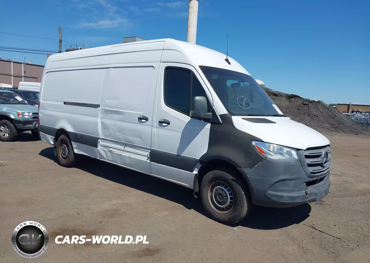 MERCEDES-BENZ SPRINTER 2