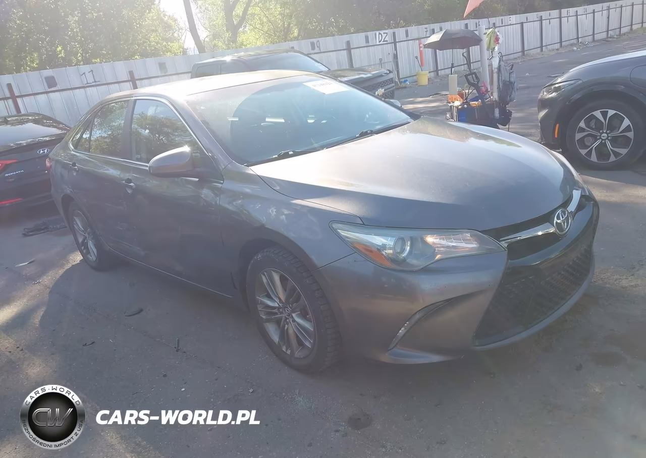 2016 Toyota Camry Se – zdjęcie 1 z 16
