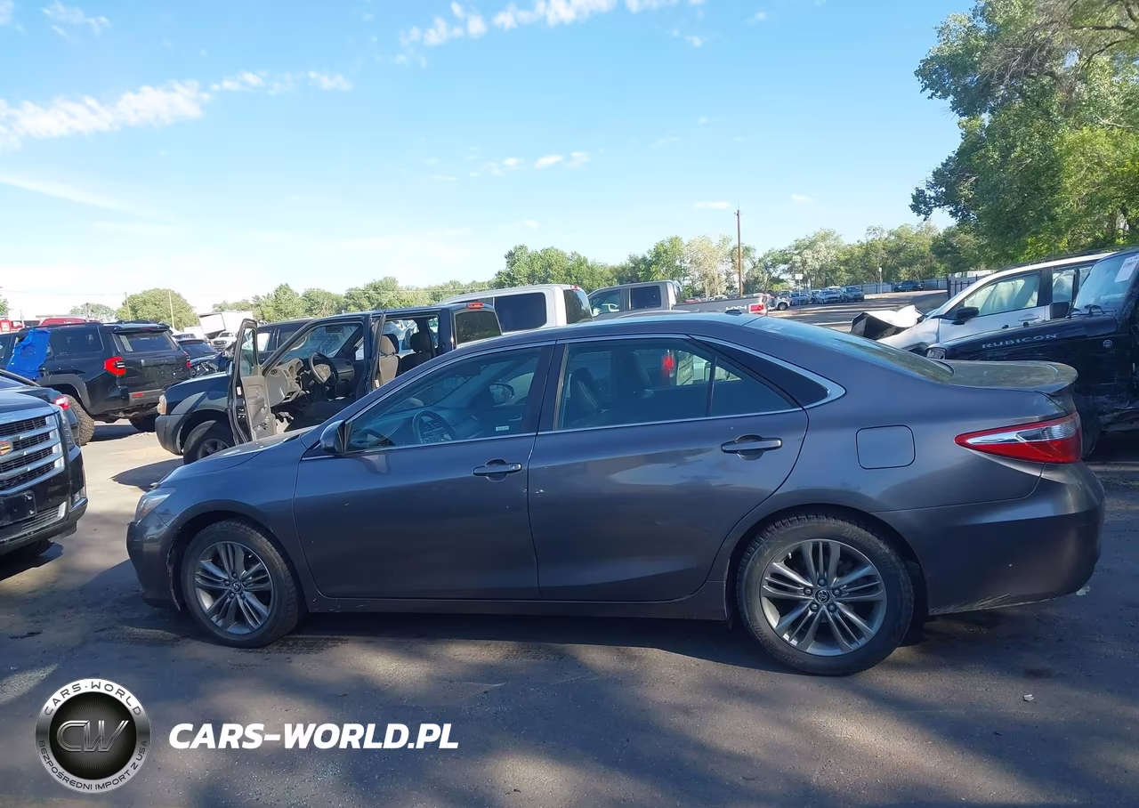 2016 Toyota Camry Se VIN:4T1BF1FK3GU153007 - 14