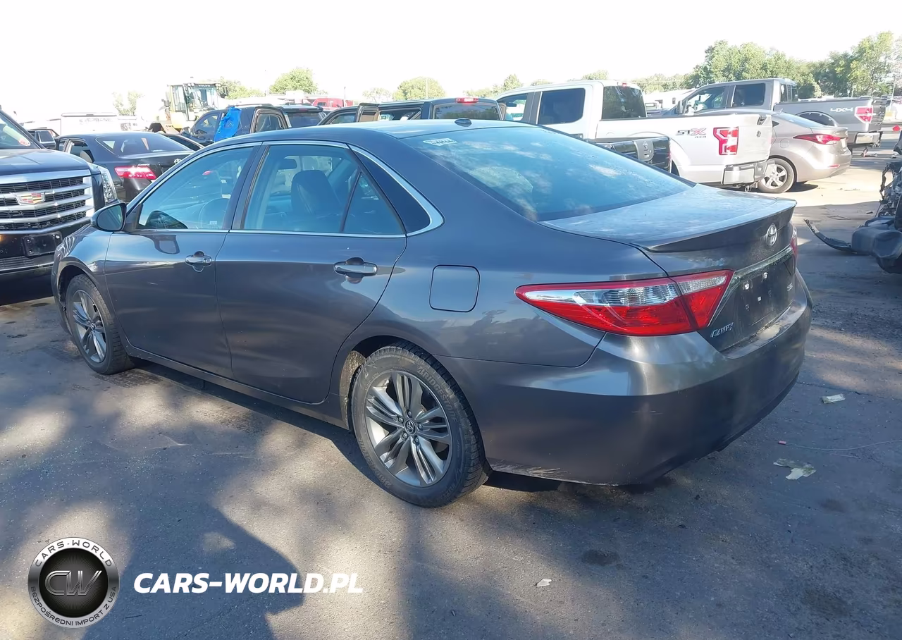2016 Toyota Camry Se VIN:4T1BF1FK3GU153007 - 3