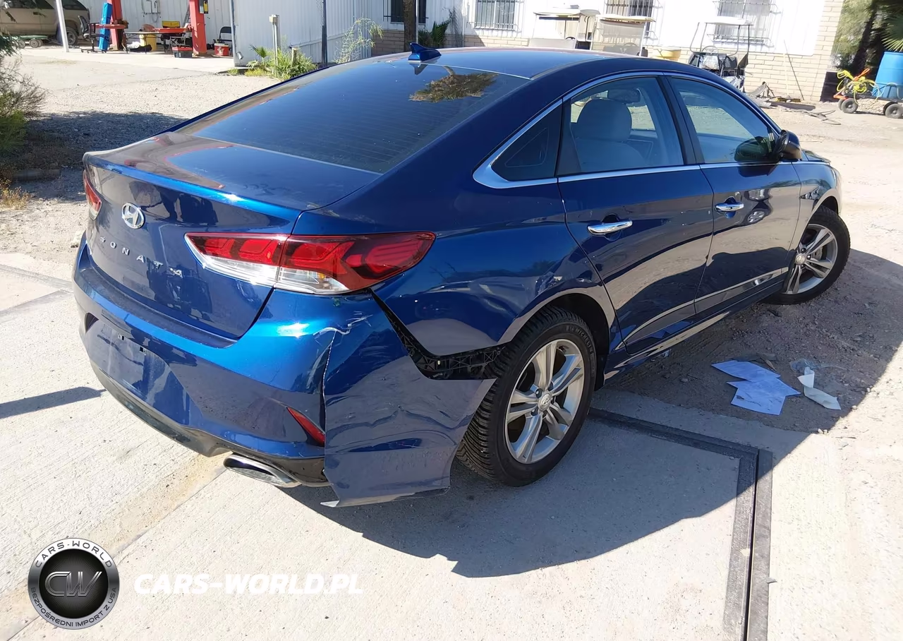 2018 Hyundai Sonata Sel VIN:5NPE34AFXJH622780 - 4