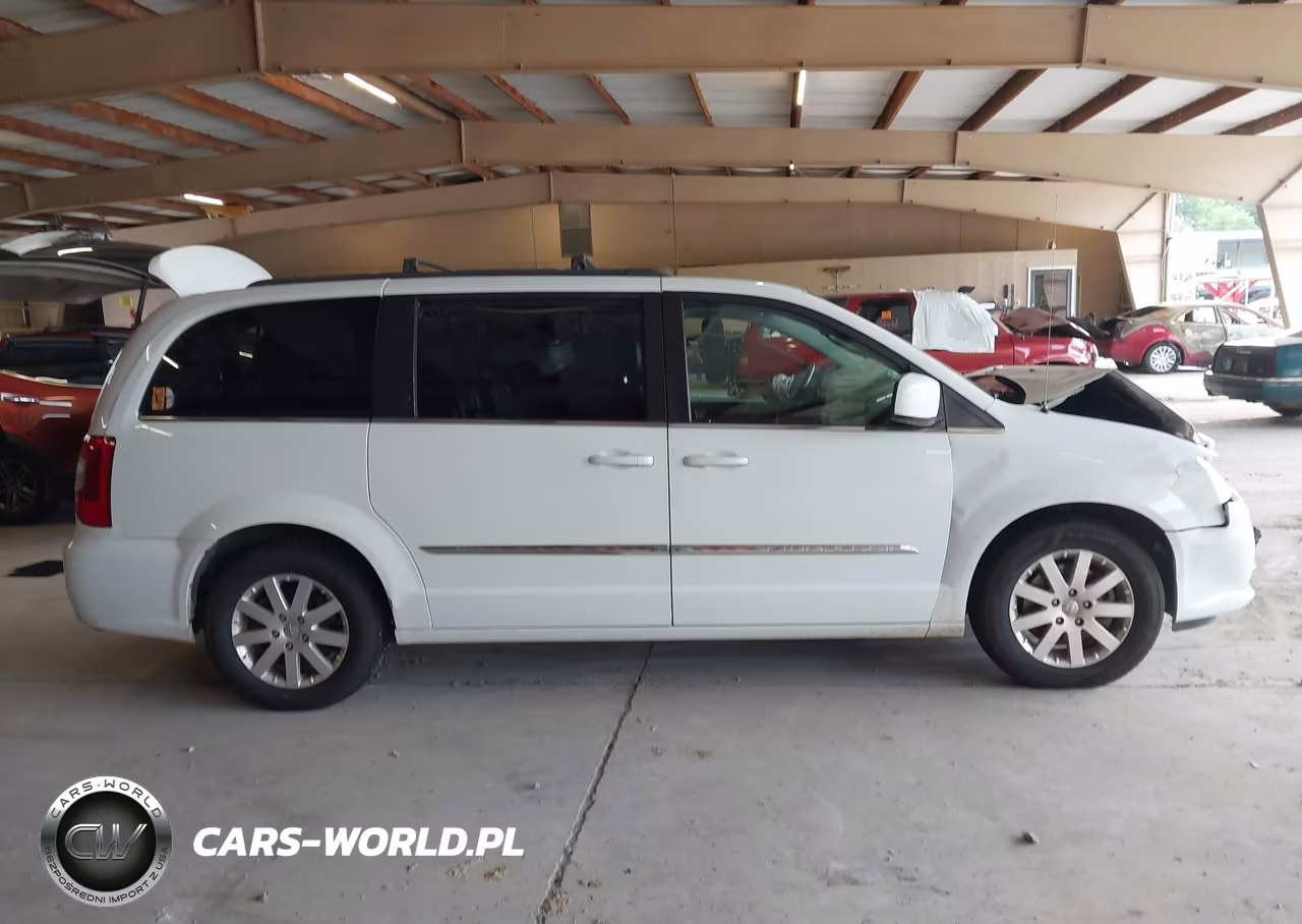 2014 Chrysler Town & Country Touring VIN:2C4RC1BG5ER445149 - 14