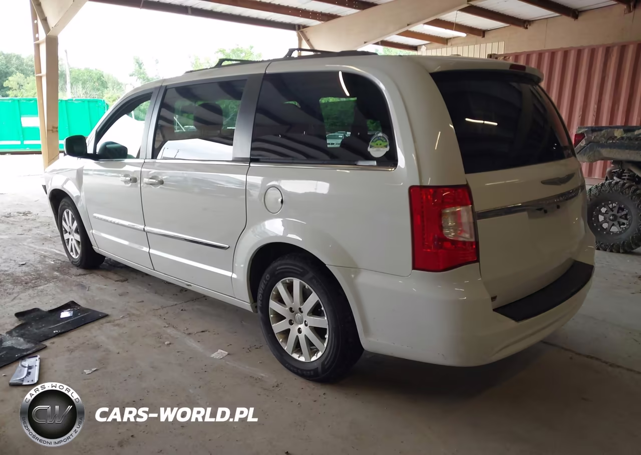 2014 Chrysler Town & Country Touring VIN:2C4RC1BG5ER445149 - 3