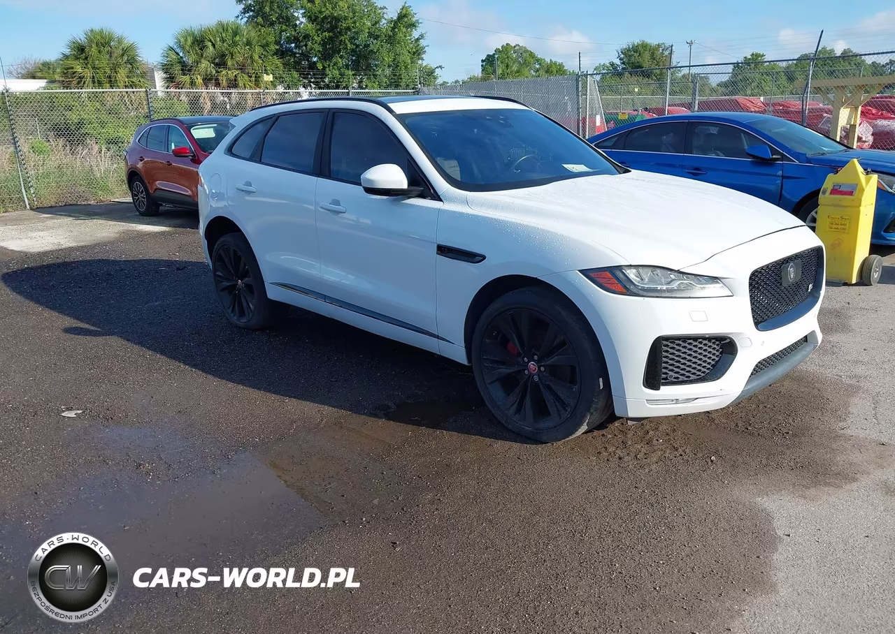 2019 Jaguar F-Pace S