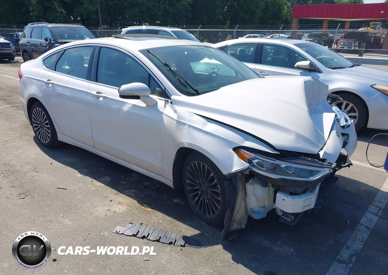 2017 Ford Fusion Titanium – zdjęcie 1 z 16