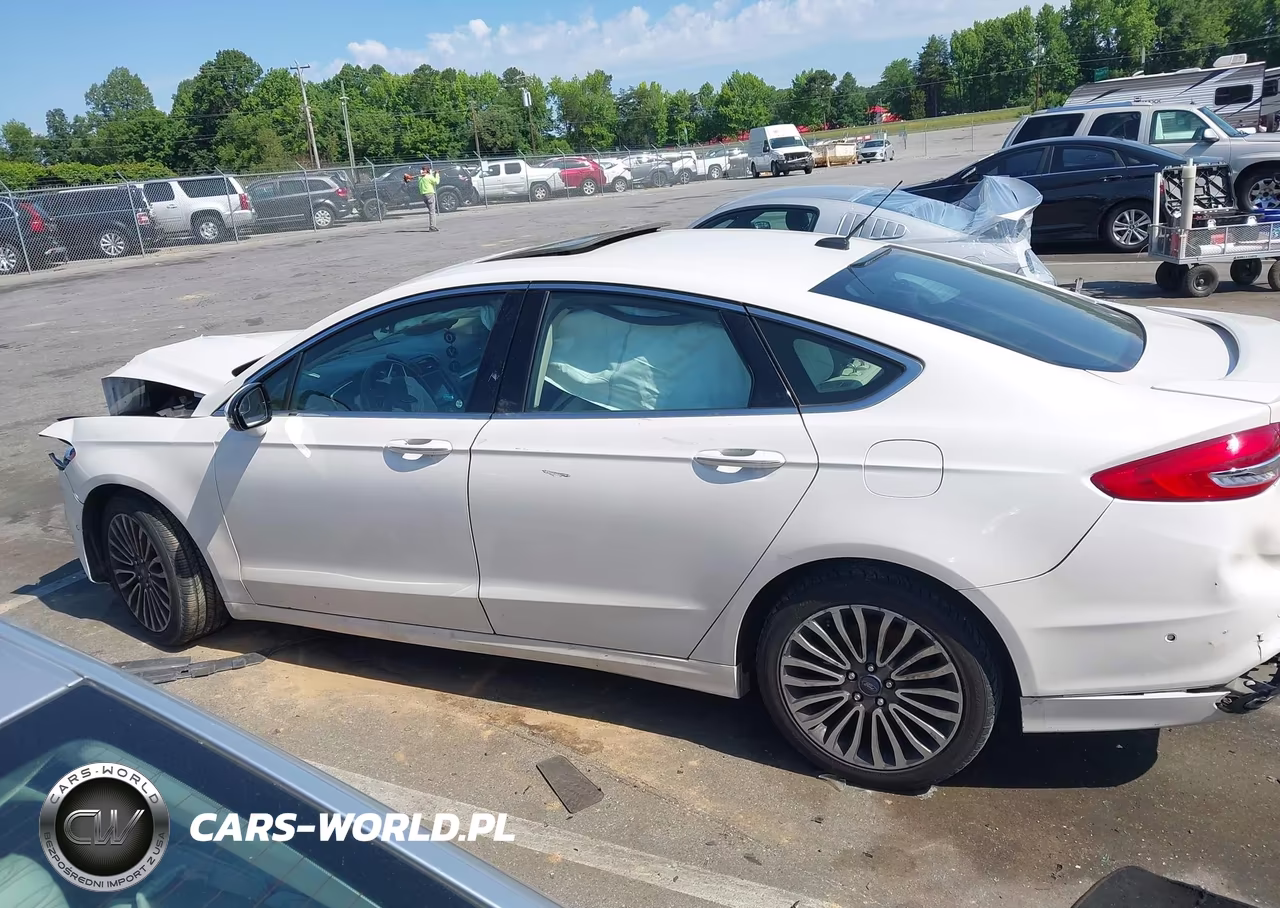2017 Ford Fusion Titanium VIN:3FA6P0K95HR392234 - 14