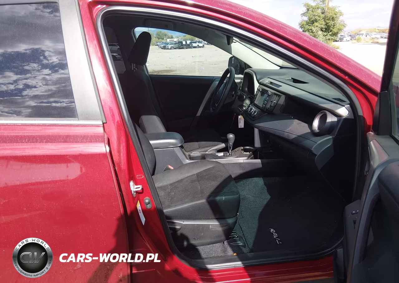 2018 Toyota Rav4 Le VIN:2T3ZFREV4JW482872 - 5