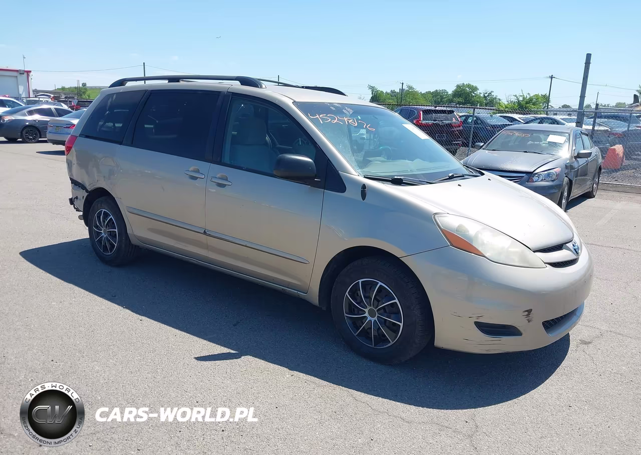 2010 Toyota Sienna Le
