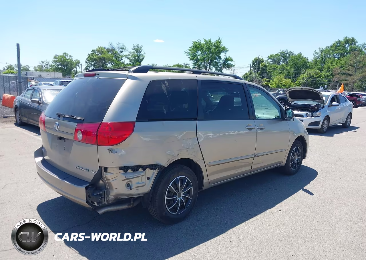 2010 Toyota Sienna Le VIN:5TDKK4CCXAS320828 - 6
