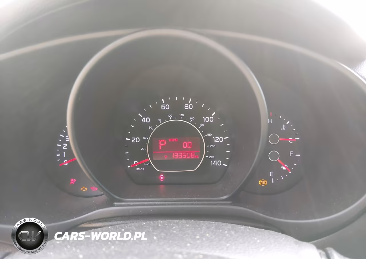 2015 Kia Soul VIN:KNDJN2A28F7218964 - 7