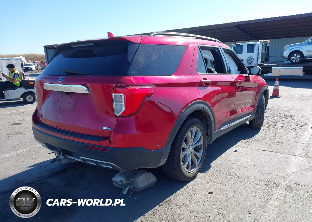 2020 Ford Explorer Xlt VIN:1FMSK8DH2LGA54795 - 4