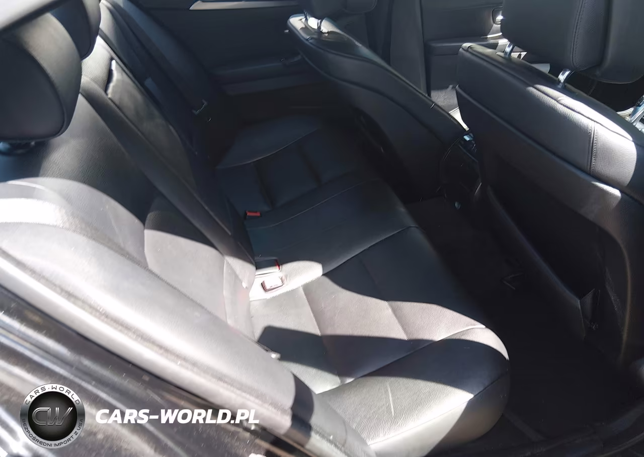 2012 BMW 528I VIN:WBAXG5C53CDX03536 - 8
