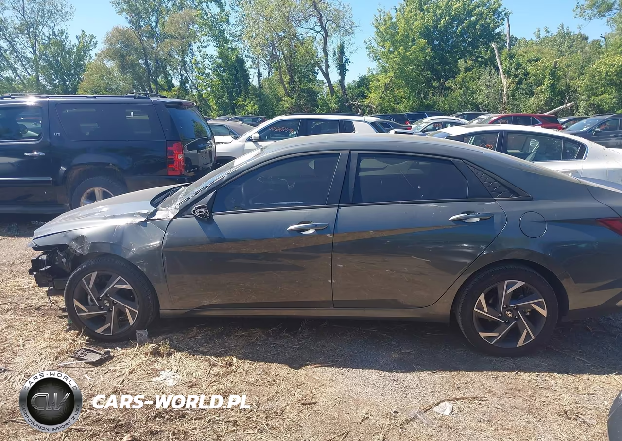 2025 Hyundai Elantra Sel Sport VIN:KMHLM4DG8SU079473 - 14