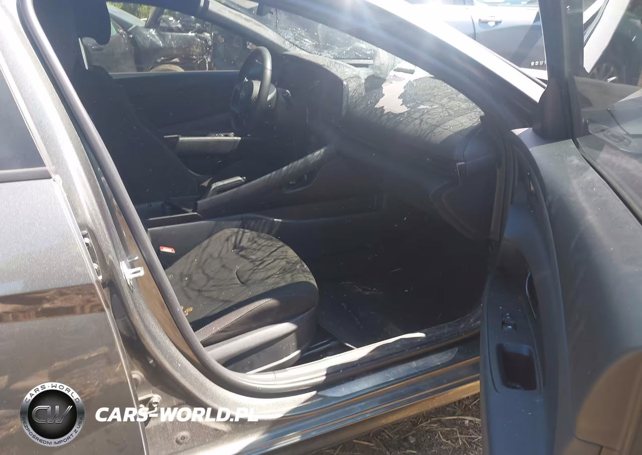 2025 Hyundai Elantra Sel Sport VIN:KMHLM4DG8SU079473 - 5