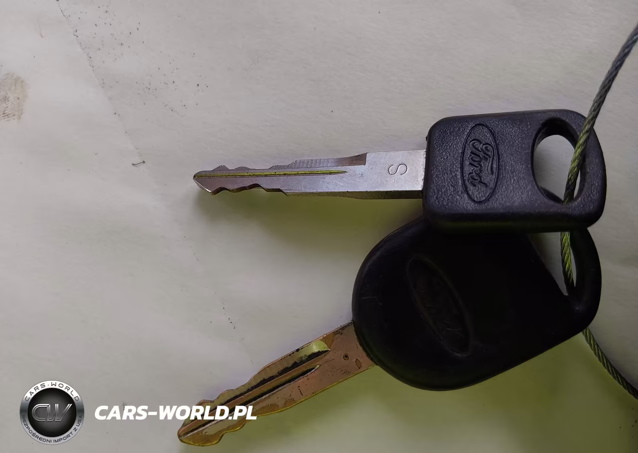 2008 Ford Mustang V6 Deluxe VIN:1ZVHT80N085196974 - 11