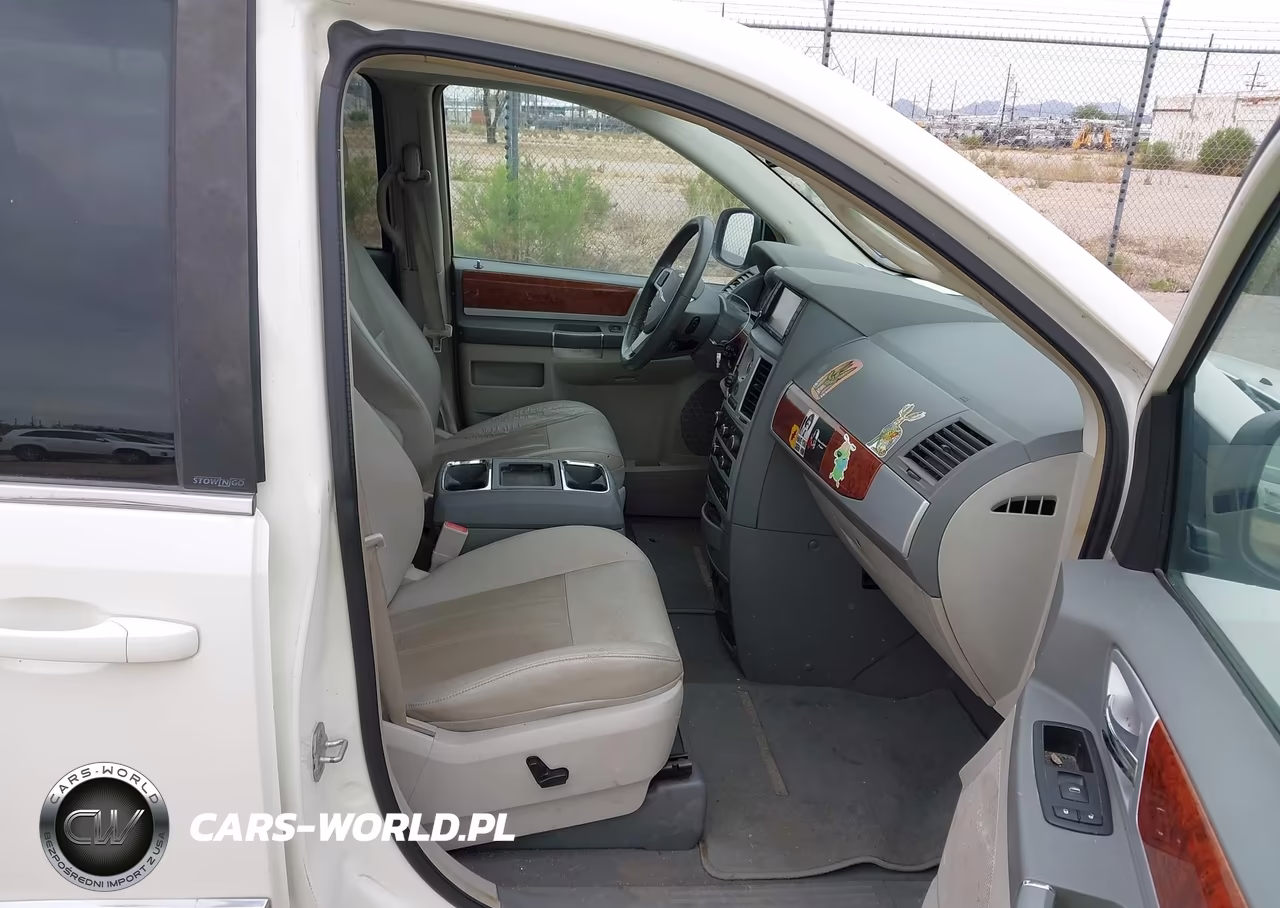 2009 Chrysler Town & Country Touring VIN:2A8HR54129R563104 - 5
