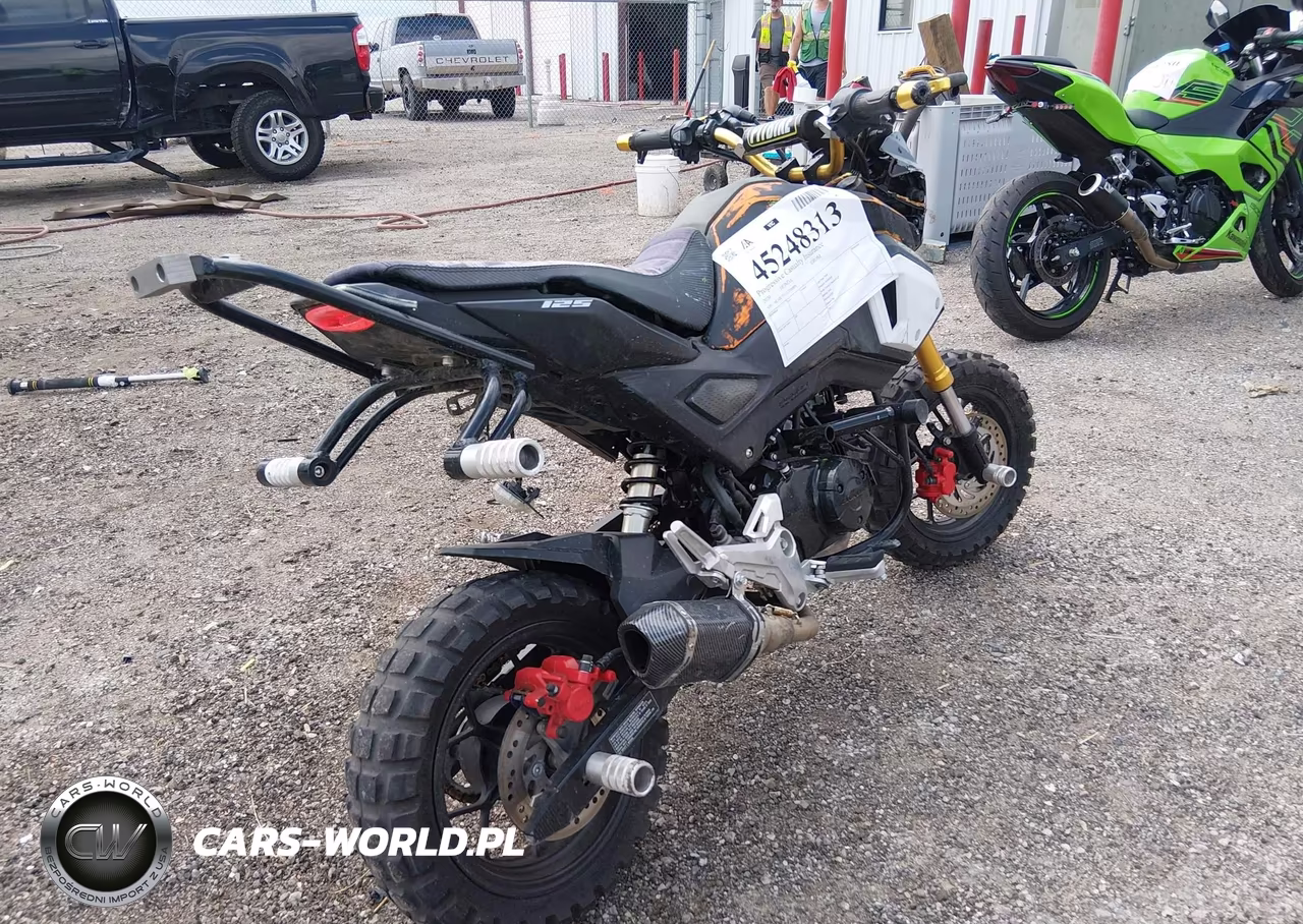 2020 Honda Grom 125 VIN:MLHJC7511L5206809 - 4