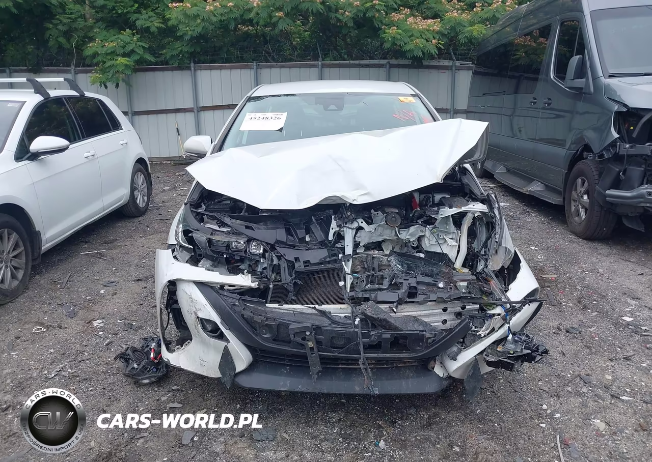 2021 Toyota Prius Prime Limited VIN:JTDKAMFP1M3165495 - 11