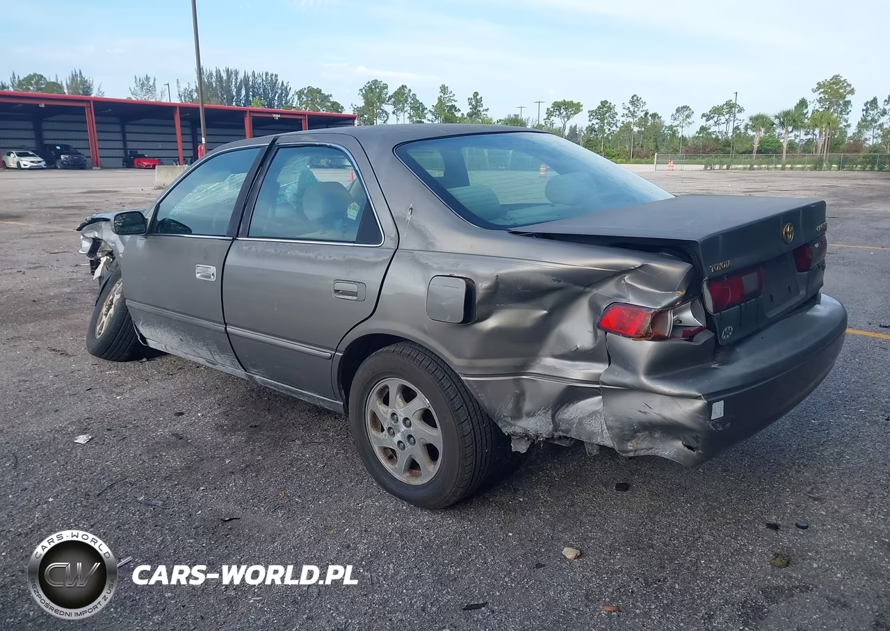 1997 Toyota Camry Le V6 VIN:4T1BF22K0VU001243 - 3