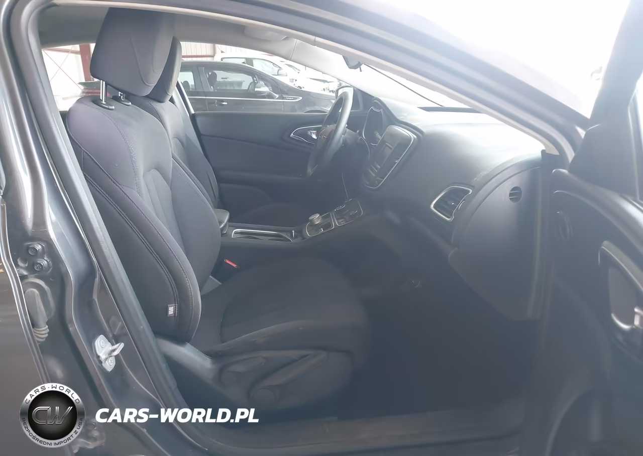 2015 Chrysler 200 Limited VIN:1C3CCCAB1FN562415 - 5
