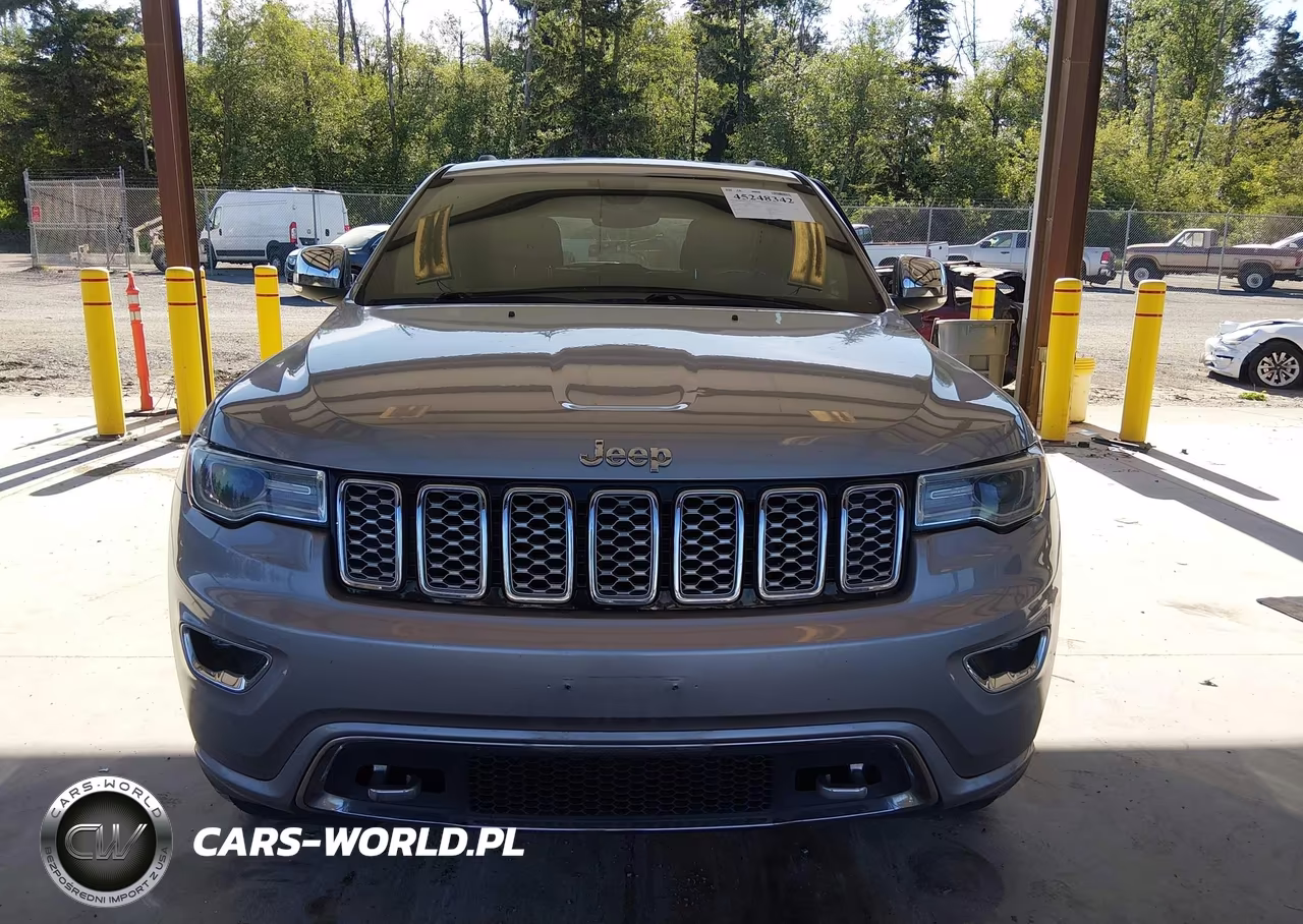 2017 Jeep Grand Cherokee Overland 4X2 VIN:1C4RJECG3HC878199 - 12