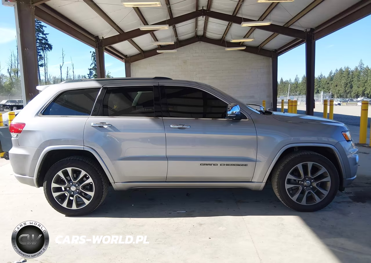 2017 Jeep Grand Cherokee Overland 4X2 VIN:1C4RJECG3HC878199 - 13