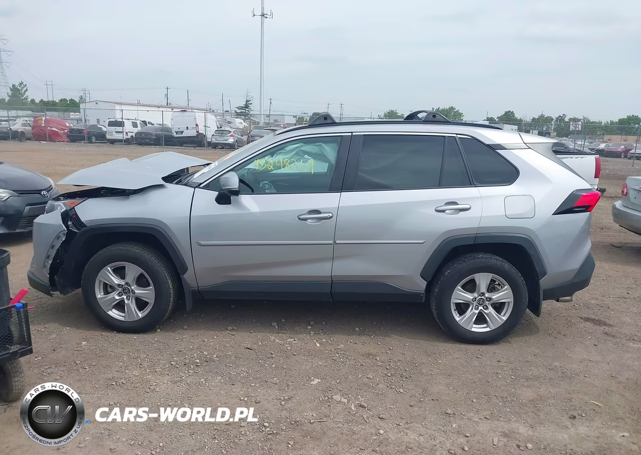 2021 Toyota Rav4 Xle VIN:2T3W1RFV9MW180837 - 13