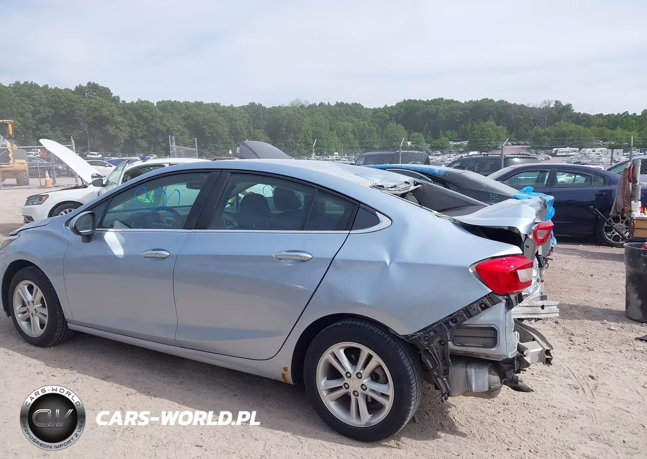 2017 Chevrolet Cruze Lt Auto VIN:1G1BE5SM7H7191046 - 3