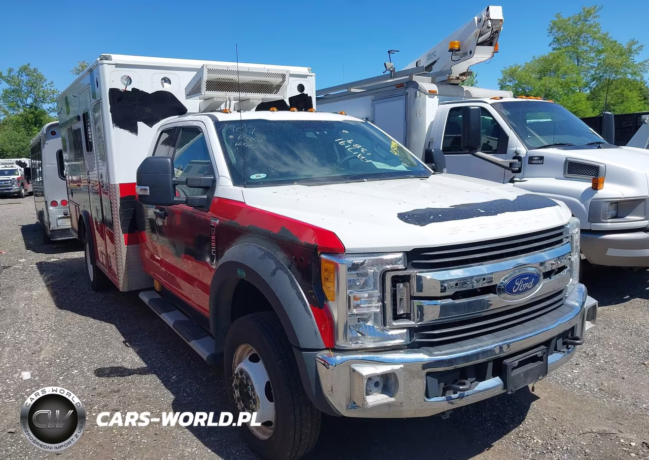 2017 Ford F-550 Chassis Xlt
